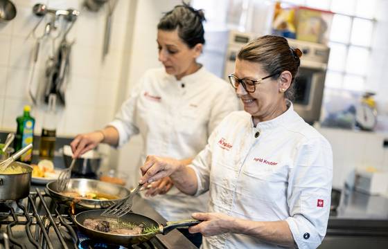 Ingrid & Mona beim Krutzler Genussgasthof & Hotel (c) Klemens Krutzler